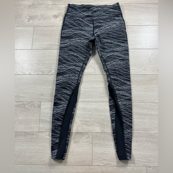 Nike Epic Power Printed Run Leggings - Picture 2 of 16